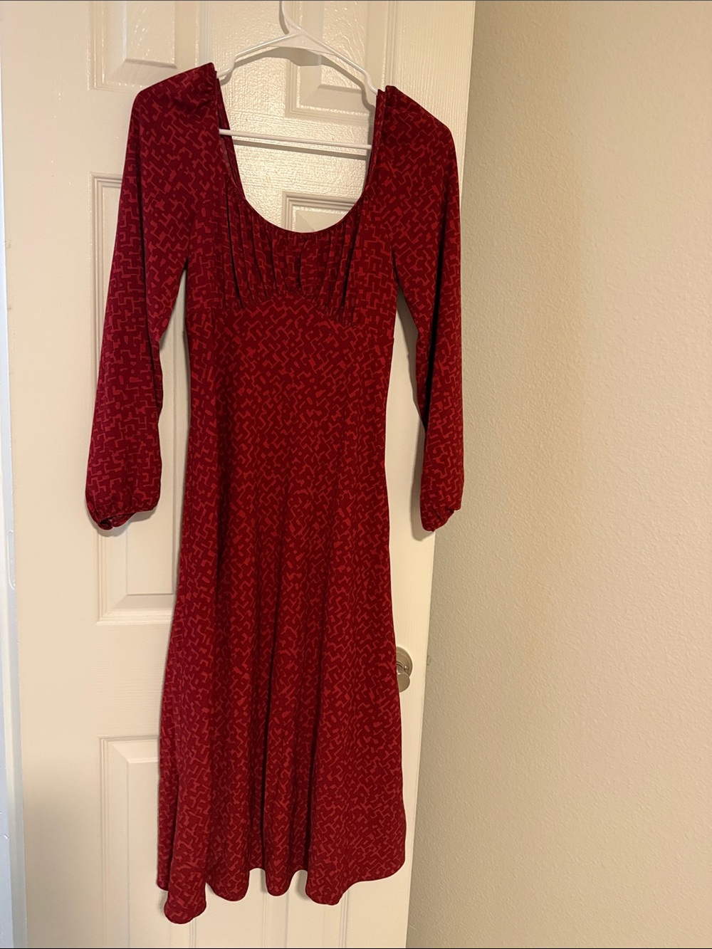 Banana Republic Deep Red Patterned Long-Sleeve Midi Dress